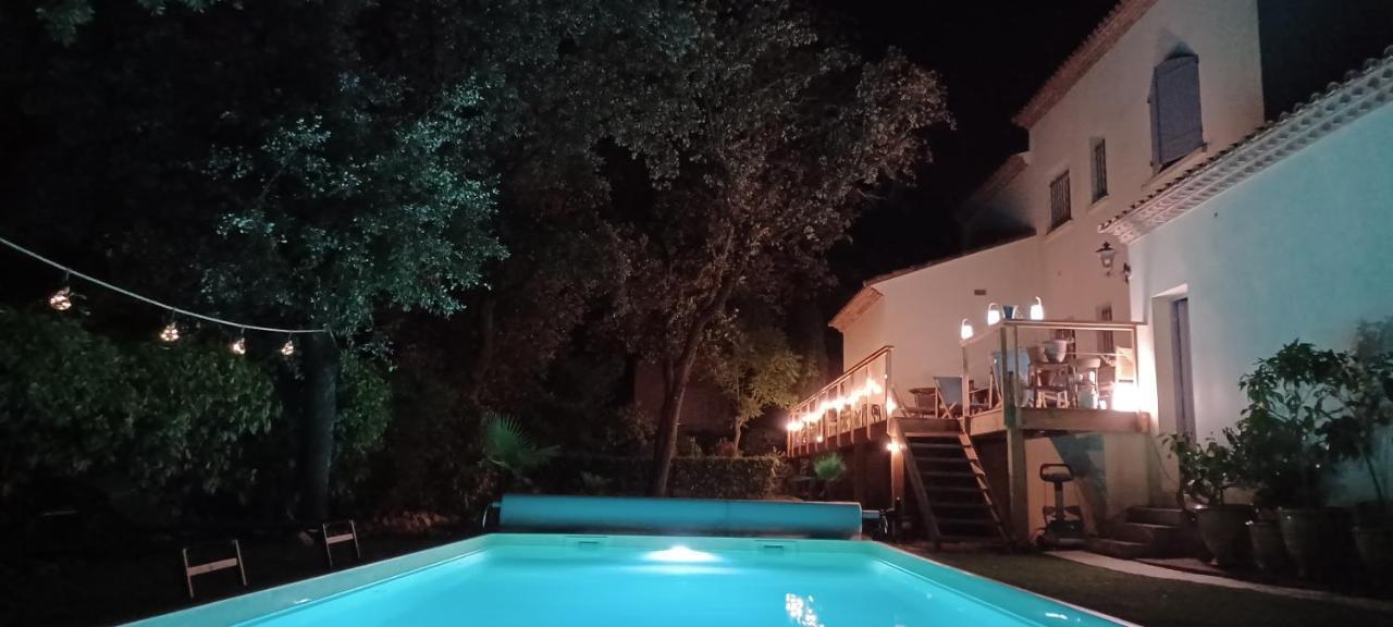 Magnifique Demeure Familiale Villa Castries Exterior foto